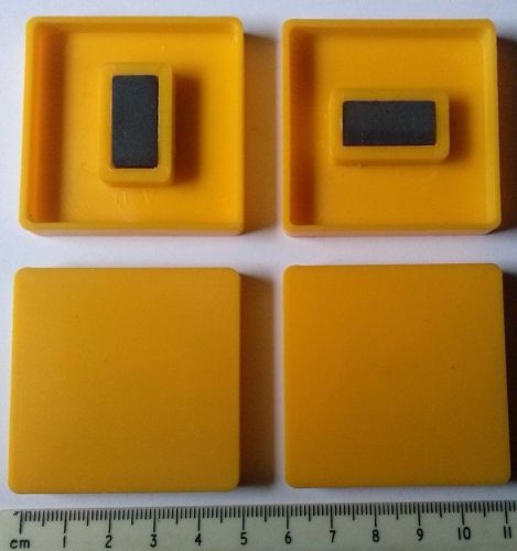 7x blank magnetic plastic multipurpose plate 50x50mm - Fridge magnet / Souvenirs