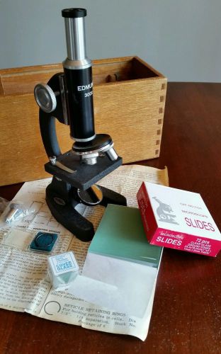 Edmund Scientific Microscope 300x Works Laboratory Science Original box slides