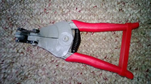 Snap on pwc27 stripmaster 6 1/4&#034; automatic wire stripper (awg 10 to 22) for sale