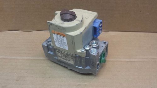 Lennox - honeywell(vr8204h1048) slow opening natural gas valve for sale