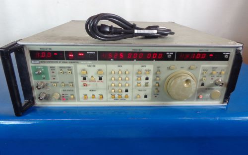 Fluke 6070a synthesized rf signal generator operator for sale