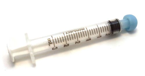 3ml  oral syringes with end caps - 50 white syringes 50 blue caps (no needles) for sale