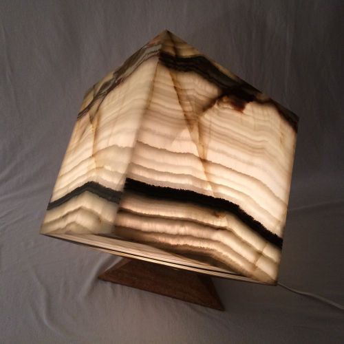 Contemporary 21&#034;H Mexican Onyx 12&#034; Cube Lamp for Office/Study