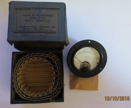 Vintage Weston Model 301 DC Voltmeter Bakelite Case  0 - 15 V DC NIB