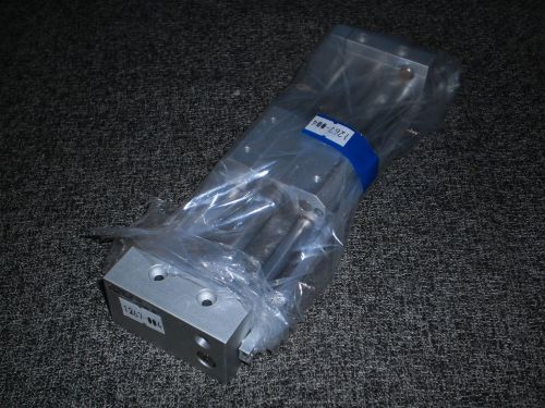 Smc cdy1s10h-135-f79 cdy1s10h135f79 cylinder rodless slider new no box for sale