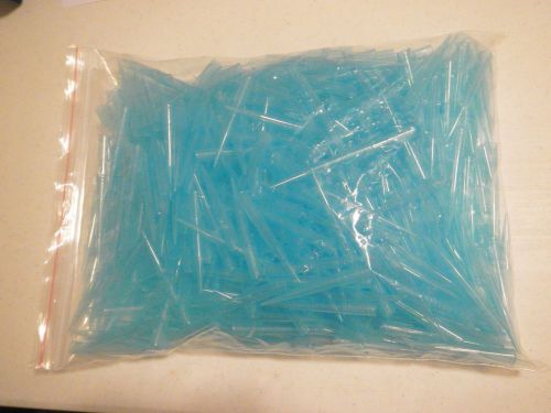 Gilson 1000 ul (1 ml) Blue Pipetteman Tips - Clear Blue - Bulk Bag of 500