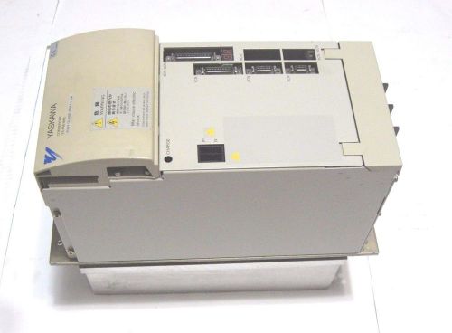 YASKAWA CIMR-M5A2011 CONVERTER VS-656 MR5 3PH 11KW