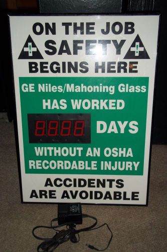 JOB SAFETY SIGN OSHA DAYS WORKED W/O INJURIES WORKS FINE BUT NO REMOTE GREAT CON