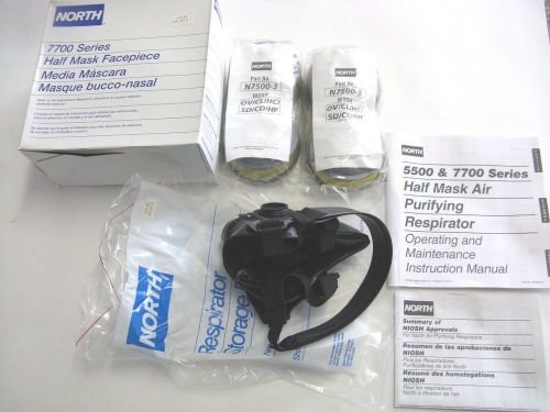 NIB North 7700-30M Half Face Mask Respirator w/ (6) 7500-3 Cartridges NIOSH