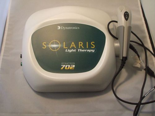 Dynatronics Dynatron Solaris 702 Light Therapy Unit and D880 Plus Cluster Probe