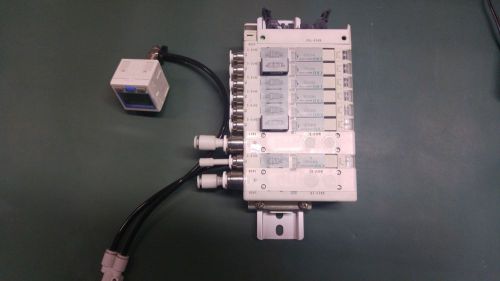 Ckd mn4e0 reduced wiring pneumatic manifold w/ smc zse30af-01-n-m pressure gauge for sale