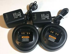 MOTOROLA  HTN9000B CHARGER With AC Adapter ( 481809OO3NT )