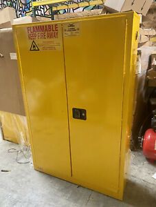 CONDOR 491M68 30 gal Paint and Ink Cabinet Manual Safety Door 65&#034; x 43&#034; x 18&#034;