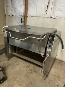 Market Forge 40P-STEL - 40QT Tilt Skillet