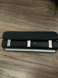 staples hole punch
