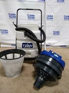 Clearance Windsor Titan Wet/Dry Vac