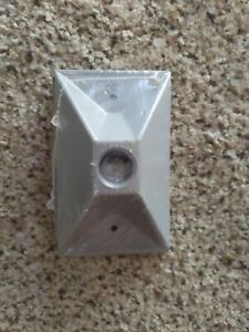 5186-0 RACO WEATHERPROOF COVER 1-GANG RECTANGLE CLUSTER 1-HOLE GRAY