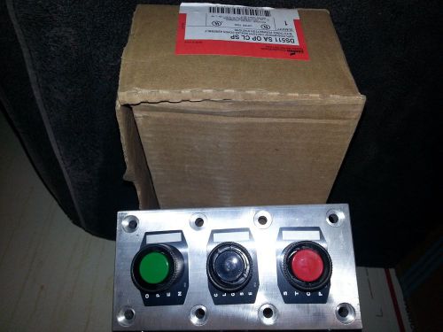 Crouse hinds ds511 sa (op,cl,st) 3 push button stations nib for sale