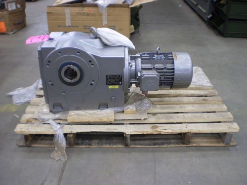 NORD SK9072.1 RIGHT ANGLE BEVEL GEAR REDUCER UNIT 3PH 7.5HP w/ BOTTOM TORQUE ARM