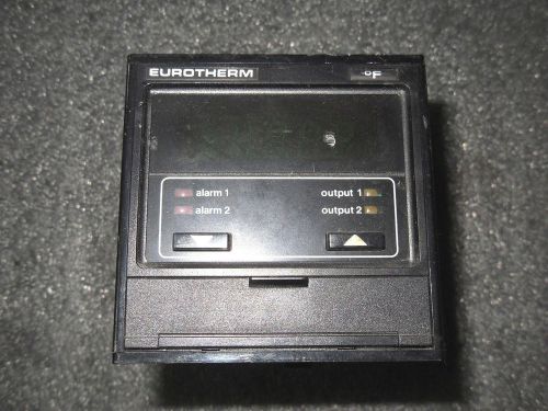 (V51) 1 USED EUROTHERM 810-047-000-105-621-24-000-000-00 TEMPERATURE CONTROL