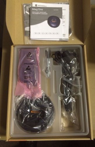 New motorola magone bpr40 two way radios uhf 450-470 8 ch aah84rcs8aa1an for sale