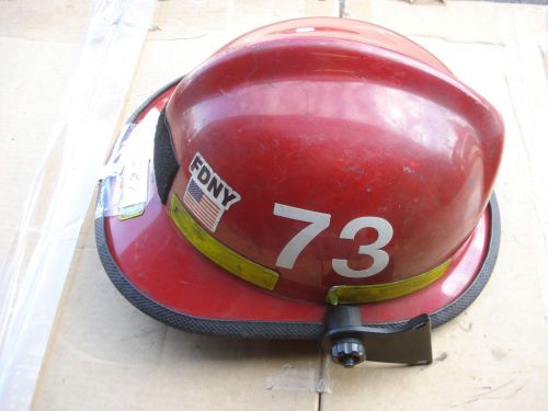 Cairns 660c  helmet red + liner firefighter turnout bunker fire gear...h-261 for sale