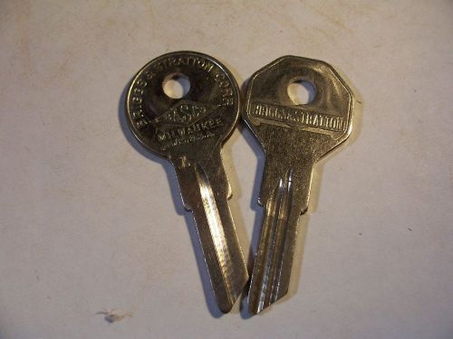 1 SET BASCO  BRIGGS &amp; STRATTON NOS  DODGE 1929  KEY BLANK UNCUT  ORIGINAL