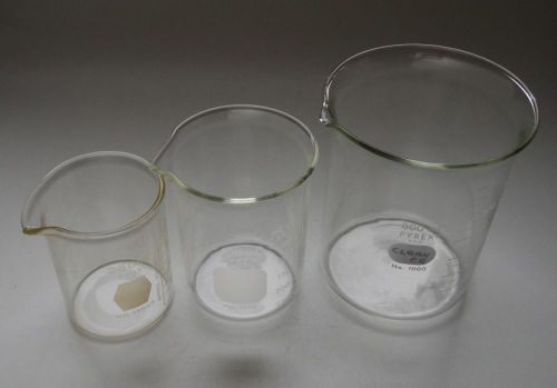 Lot of 3 vintage pyrex lab chemical graduated beakers for sale