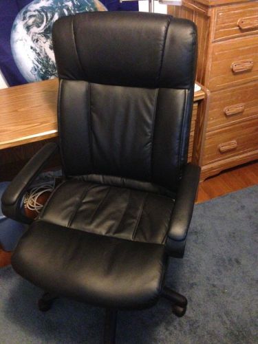 Leather Desk Chair great condition