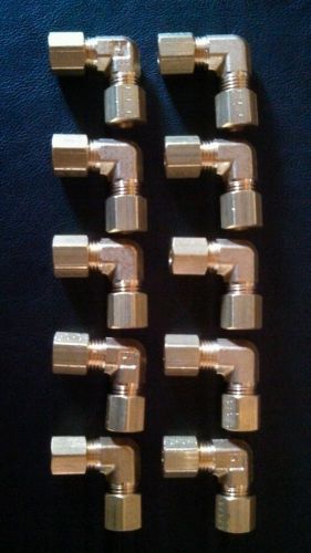 Lot of 10 Parker 165C-3 brass compression elbows 3/16&#034; OD tube x 3/16&#034; OD tube