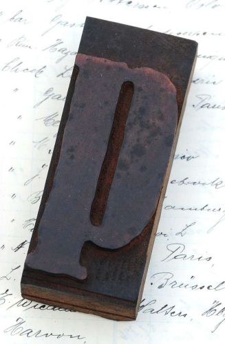 letter: q  rare fancy wood type letterpress printing block woodtype font antique