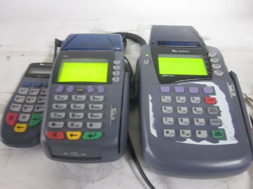 Lot of 2 Verifone Card Readers Terminals and Pinpad 1000SE with Power Supplies