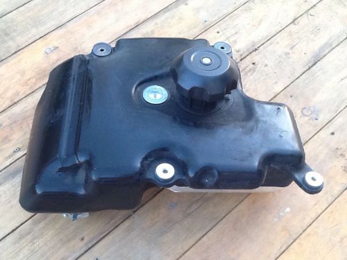 Yamaha EF 2400 Generator Fuel Tank