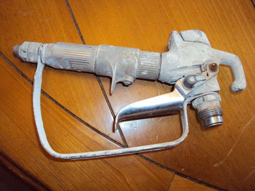 Used titan wagner spray tech g-10 airless paint spray gun( needs to be rebuilt) for sale