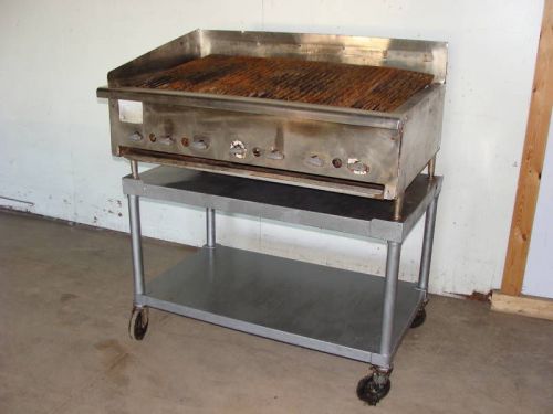 MAXITROL 42&#034; NATURAL GAS CHARBROILER ON STAND
