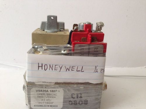Honeywell 1/2psi VS820A 1807 gas valve