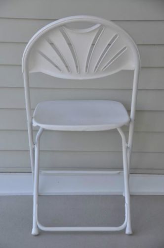 560 White Plastic Fan Back Folding Chairs Commercial Party Event Rental Chair