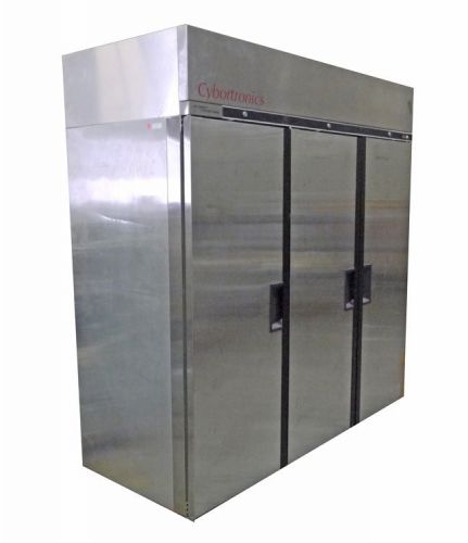 Manitowoc cybortronics av3s 74x26x62? 3-door ss low humidity storage cabinet for sale