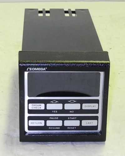Omega CN-2041 Profile Temperature Controller with mounting bracket