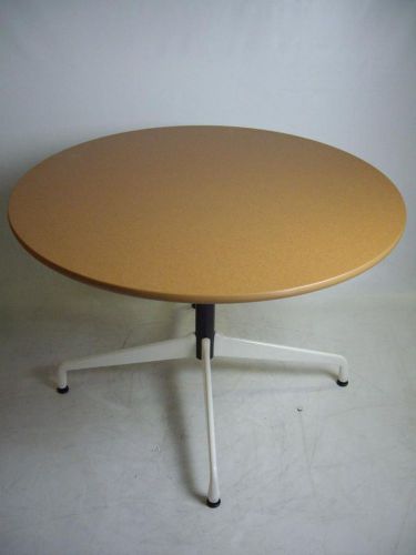 Eames round table, segmented base for sale