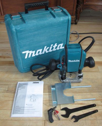 MAKITA RP0900K Plunge Router  27,000 RPM, 1-1/4 HP + CASE GUIDE MANUAL WRENCHES