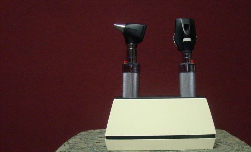 Welch Allyn 7110 Charger with Otoscope 71670 and Opthalmoscope11710