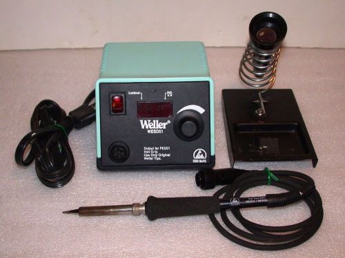 WELLER WESD51 DIGITAL SOLDERING STATION WITH IRON
