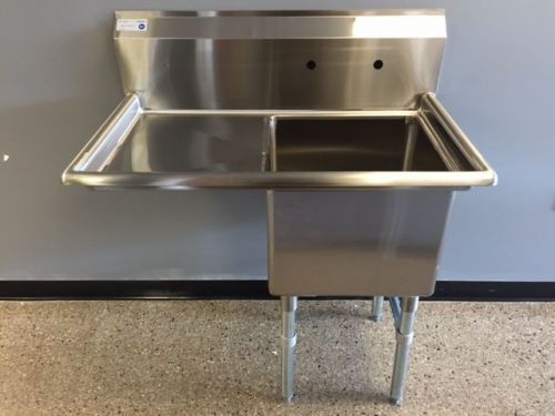 New One Compartment Sink 18&#034; x 18&#034; With 18&#034; Drainboard