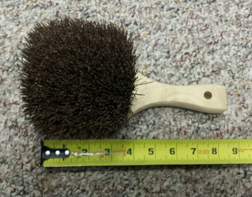 Wok brush 8.5&#034; long wooden handle