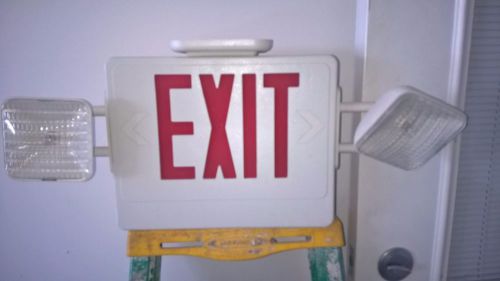 NAVLITE COMMERCIAL HARDWIRED EXIT SIGNS WITH INTERNAL BATTERY STAND BY( 3 UNITS)