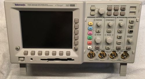 Tektronix DPO TDS3054B Digital Oscilloscope 500 MHz, 5 GS/s, TDS3FFT/TDS3TRG
