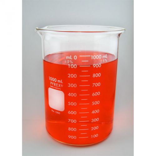 G-1631  1000 ml corning pyrex beaker, spout. made in germany. heat resistant. for sale