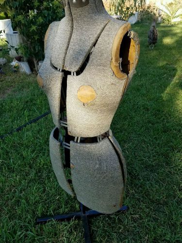 Vintage dress form mana Qin