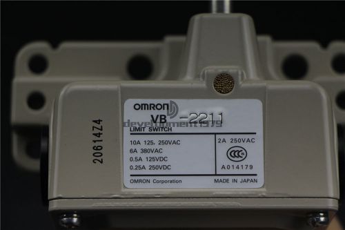1Pcs NEW Omron Limit Switch VB-2211